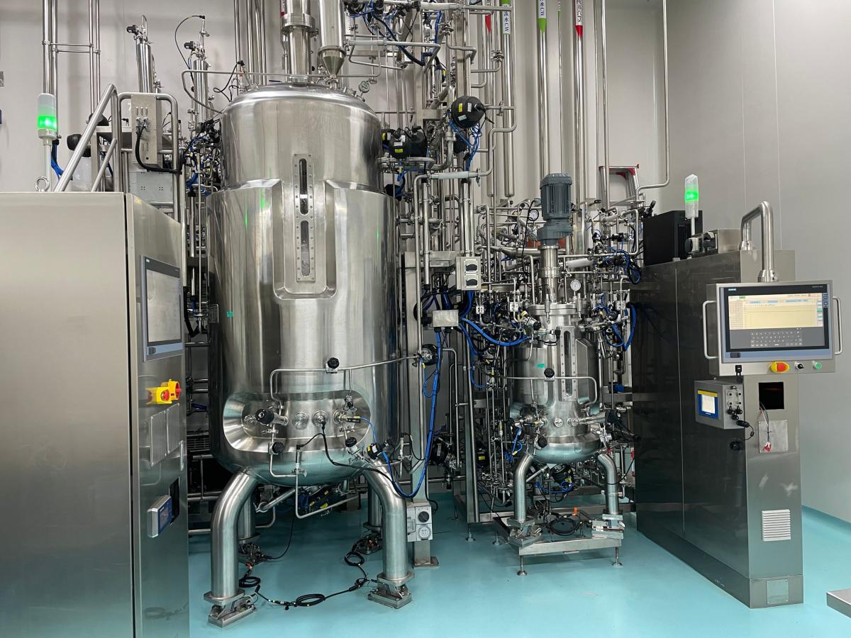 Vaccine bioreactor (12)