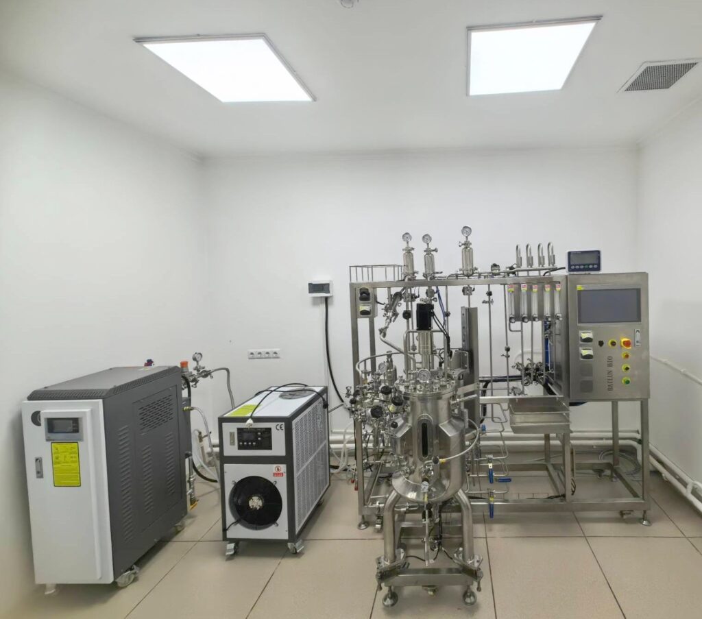 30L cell culture bioreactor with chiller and steam generator